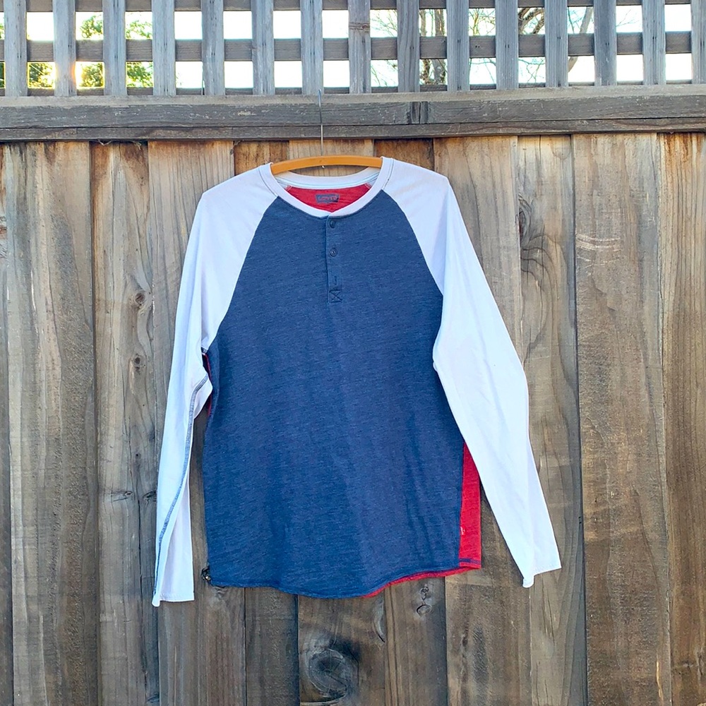 Levi long sleeve shirt